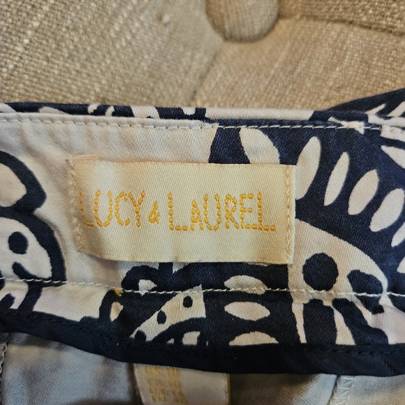 Anthropologie Lucy & Laurel Navy Paisley Casual Shorts Sz 10 - Picture 2 of 7